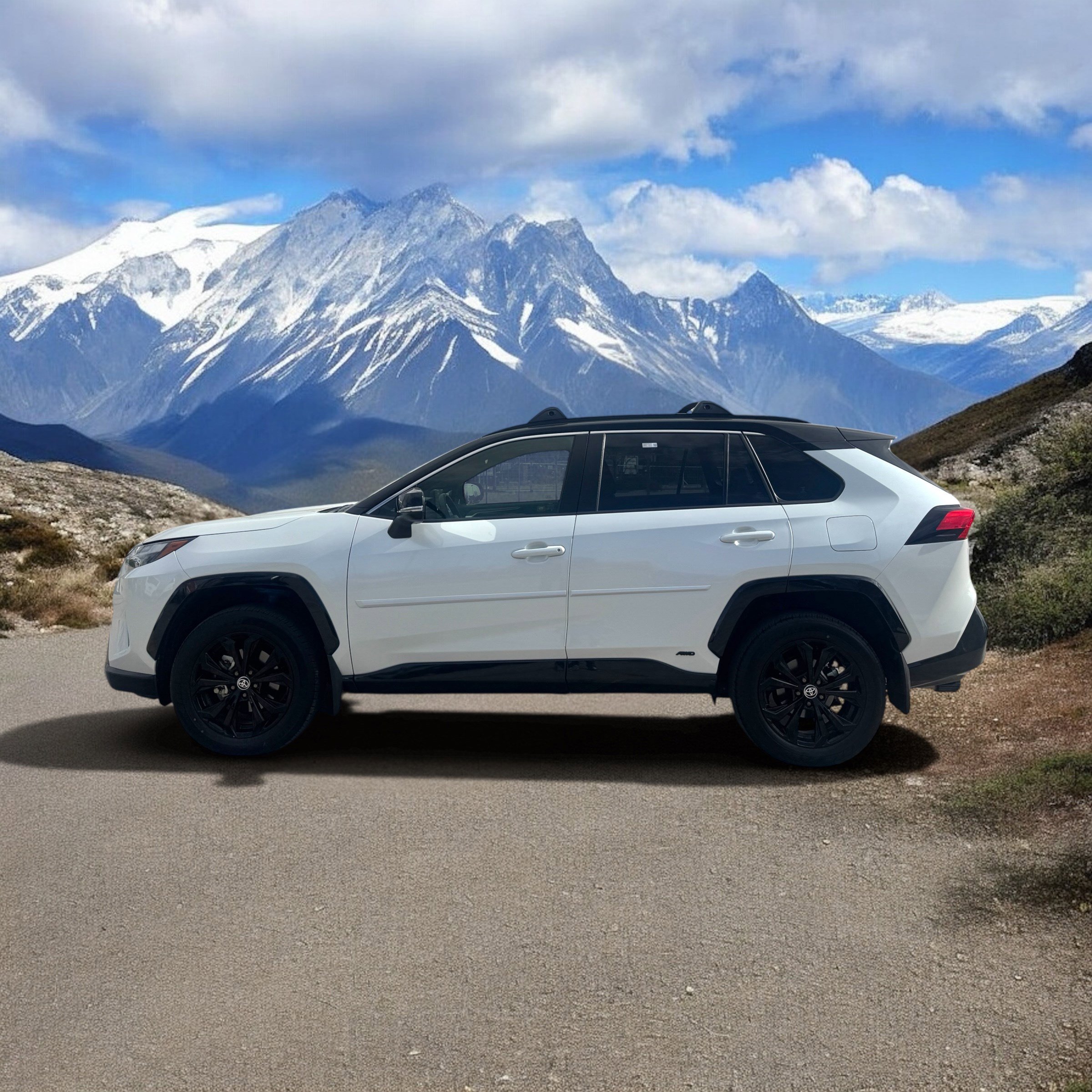 Certified 2025 Toyota RAV4 XSE w/ Weather Package image 2