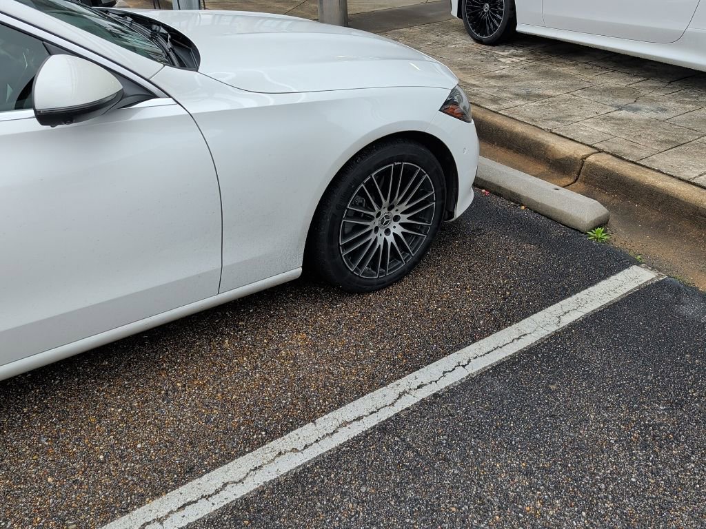 Used 2024 Mercedes-Benz C 300 Sedan image 10