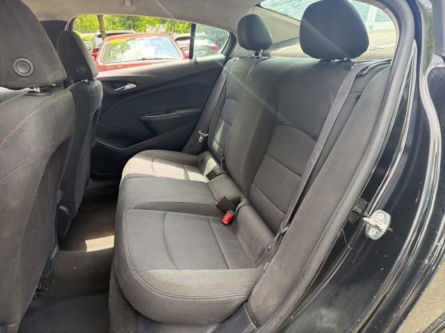 Used 2017 Chevrolet Cruze LS FWD image 8