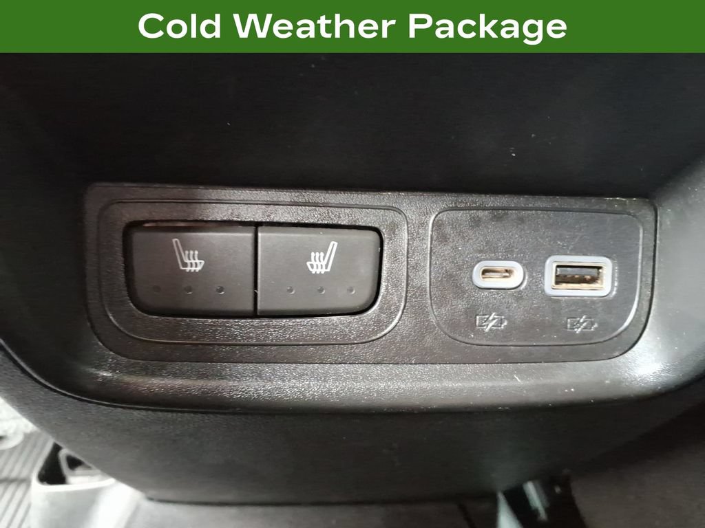 Certified 2019 Cadillac XT4 Luxury w/ Cold Weather Package FWD image 18