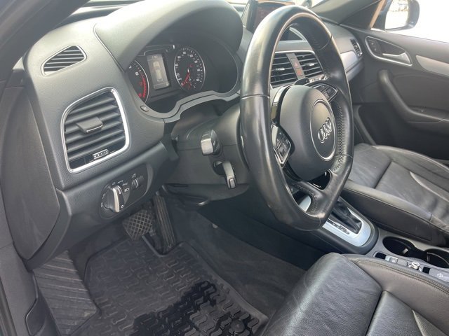 Used 2018 Audi Q3 2.0T Premium Plus w/ Premium Plus Package image 9