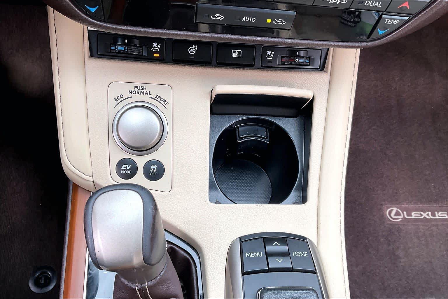 Used 2016 Lexus ES 300h w/ Luxury Package w/Wood Trim FWD image 14