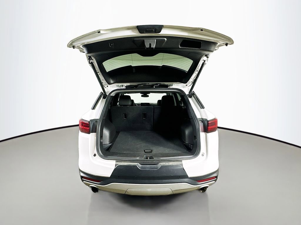 Used 2024 Chevrolet Blazer LT FWD image 34