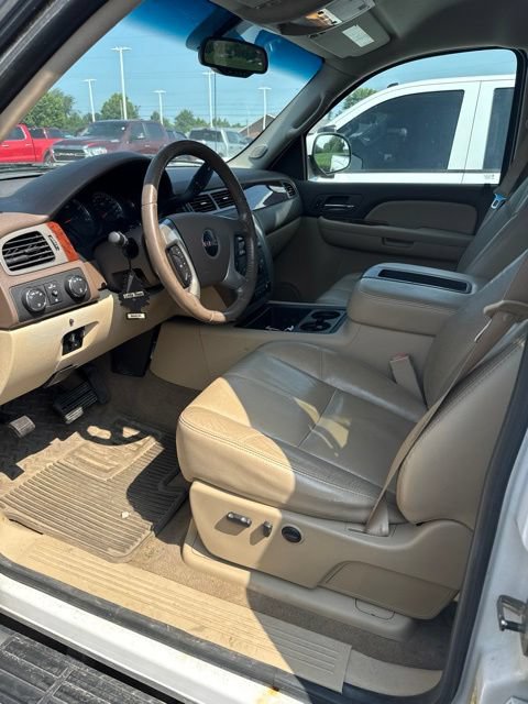 Used 2009 GMC Sierra 2500 SLT w/ SLT Convenience Package AWD/4WD image 7