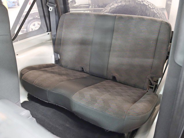 Used 2004 Jeep Wrangler 4WD w/ 30" Tire & Wheel Group image 23