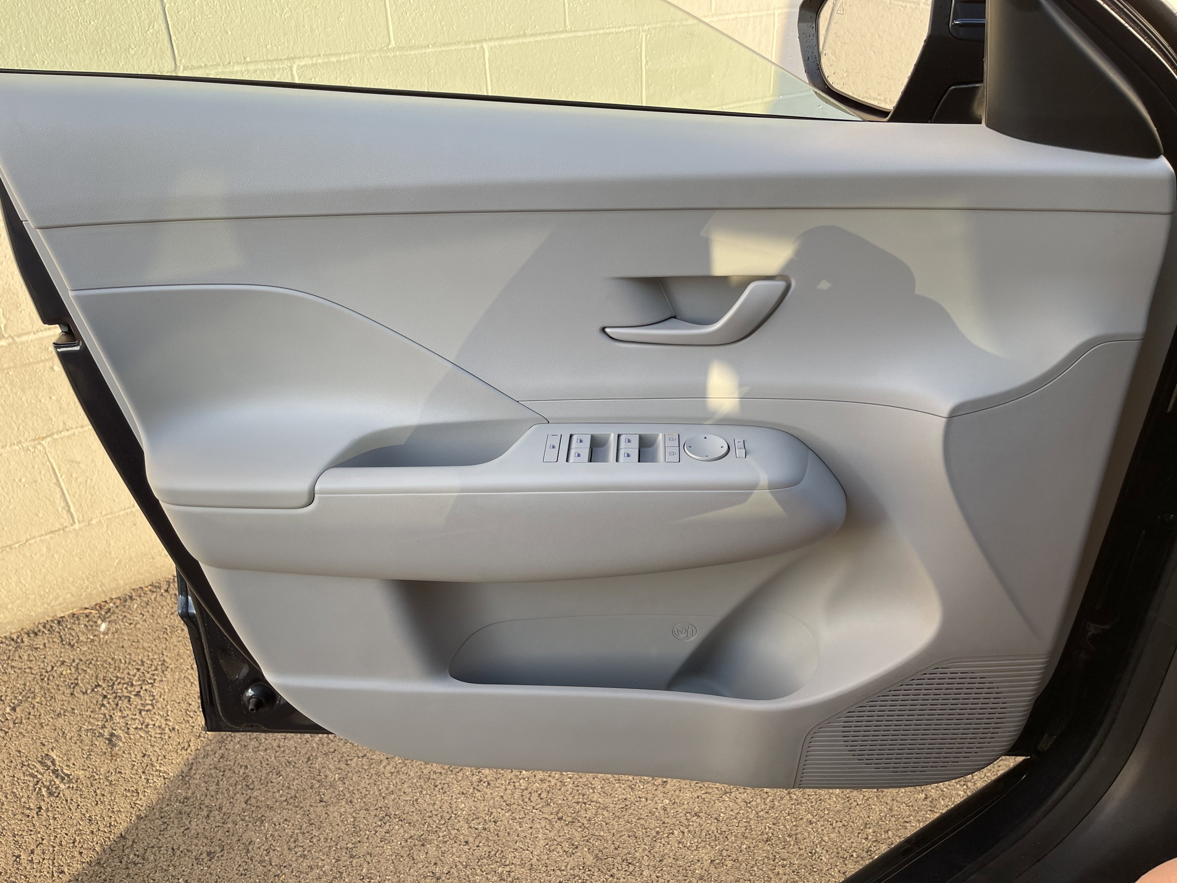 Used 2024 Hyundai Kona SEL image 18