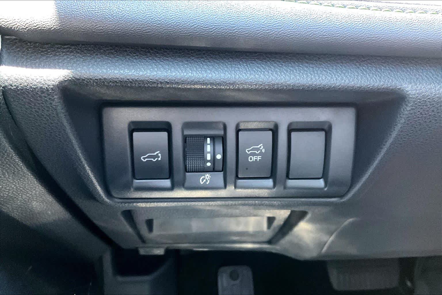 Used 2024 Subaru Outback Onyx Edition AWD/4WD image 35