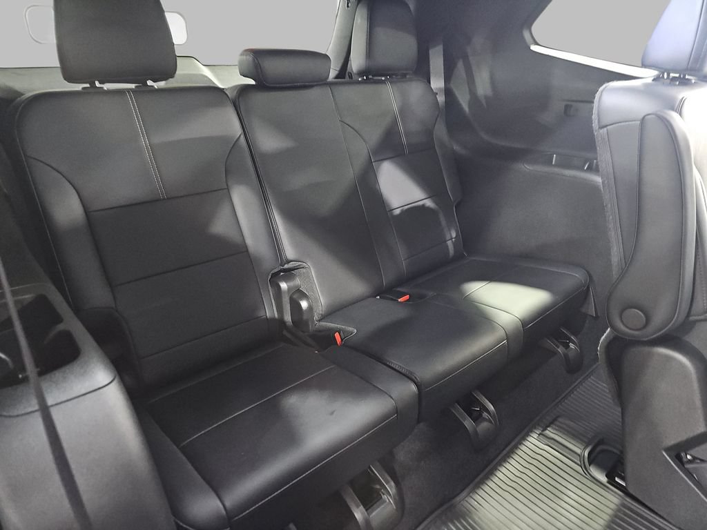 Certified 2024 GMC Acadia Elevation w/ Luxury Package FWD image 15