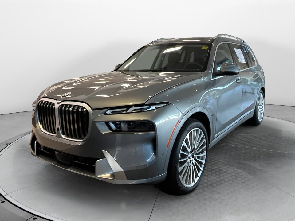 Certified 2026 BMW X7 xDrive40i image 3