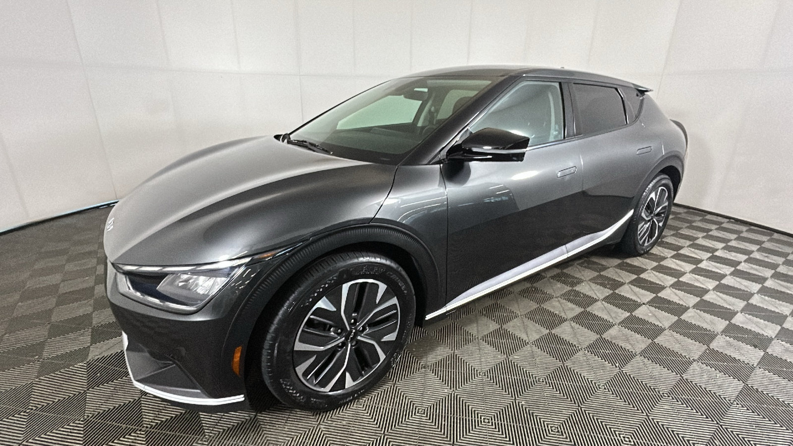 Used 2024 Kia EV6 Light AWD/4WD image 7