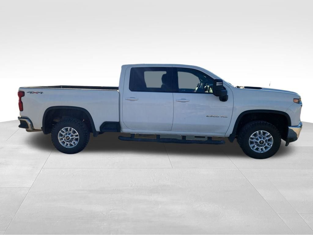 Used 2023 Chevrolet Silverado 2500 LT w/ Convenience Package image 8