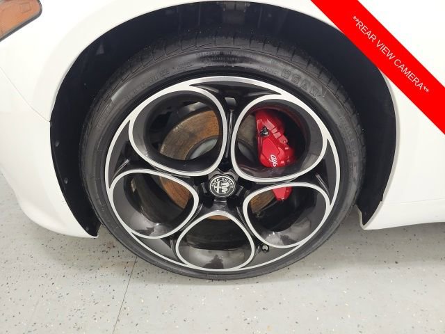 Used 2024 Alfa Romeo Giulia Veloce image 9