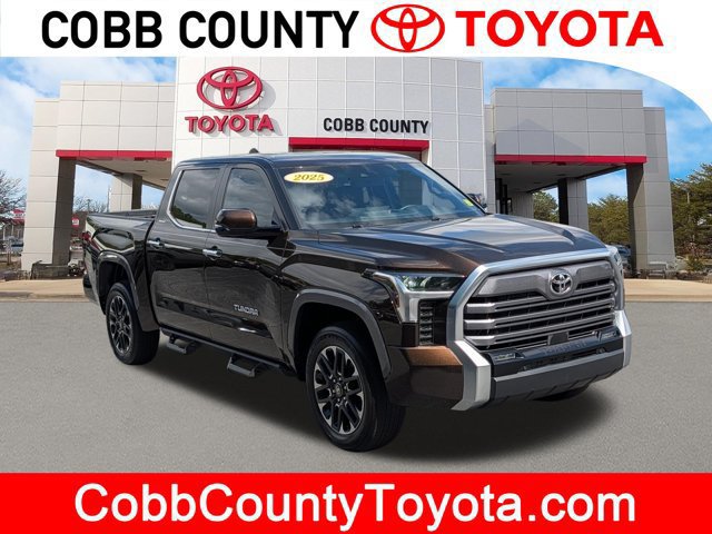 Used 2025 Toyota Tundra Limited AWD/4WD image 1