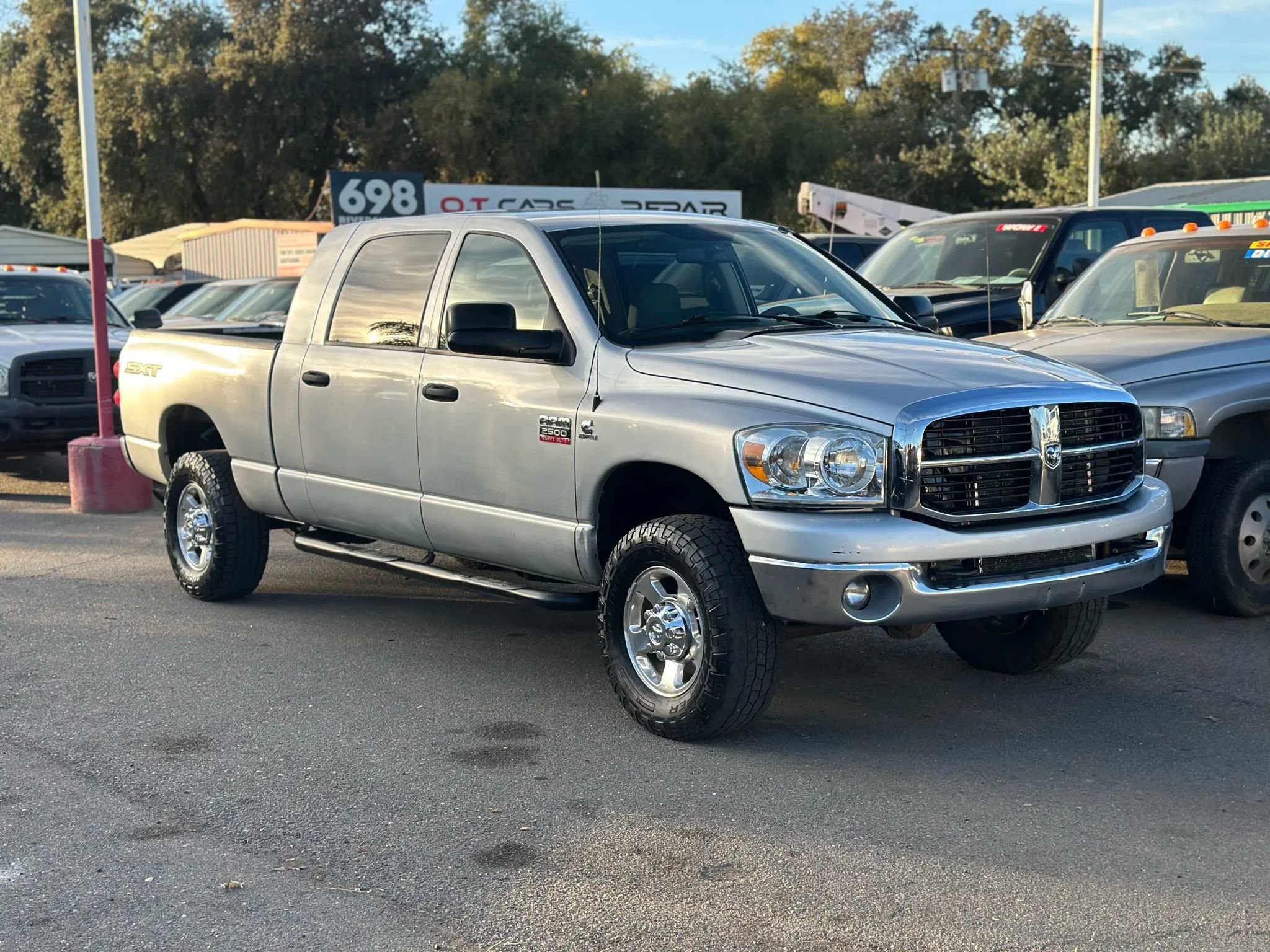 Used 2008 Dodge Ram 2500 Truck SXT w/ Popular Equipment Group AWD/4WD image 3
