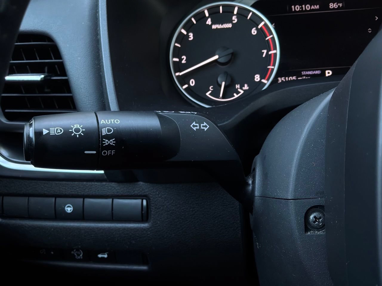 Used 2025 Nissan Rogue SV FWD image 35