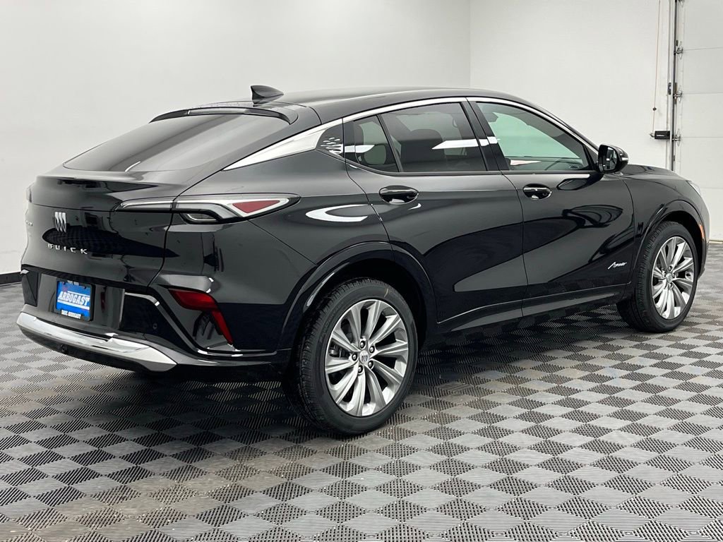 New 2025 Buick Envista Avenir image 5
