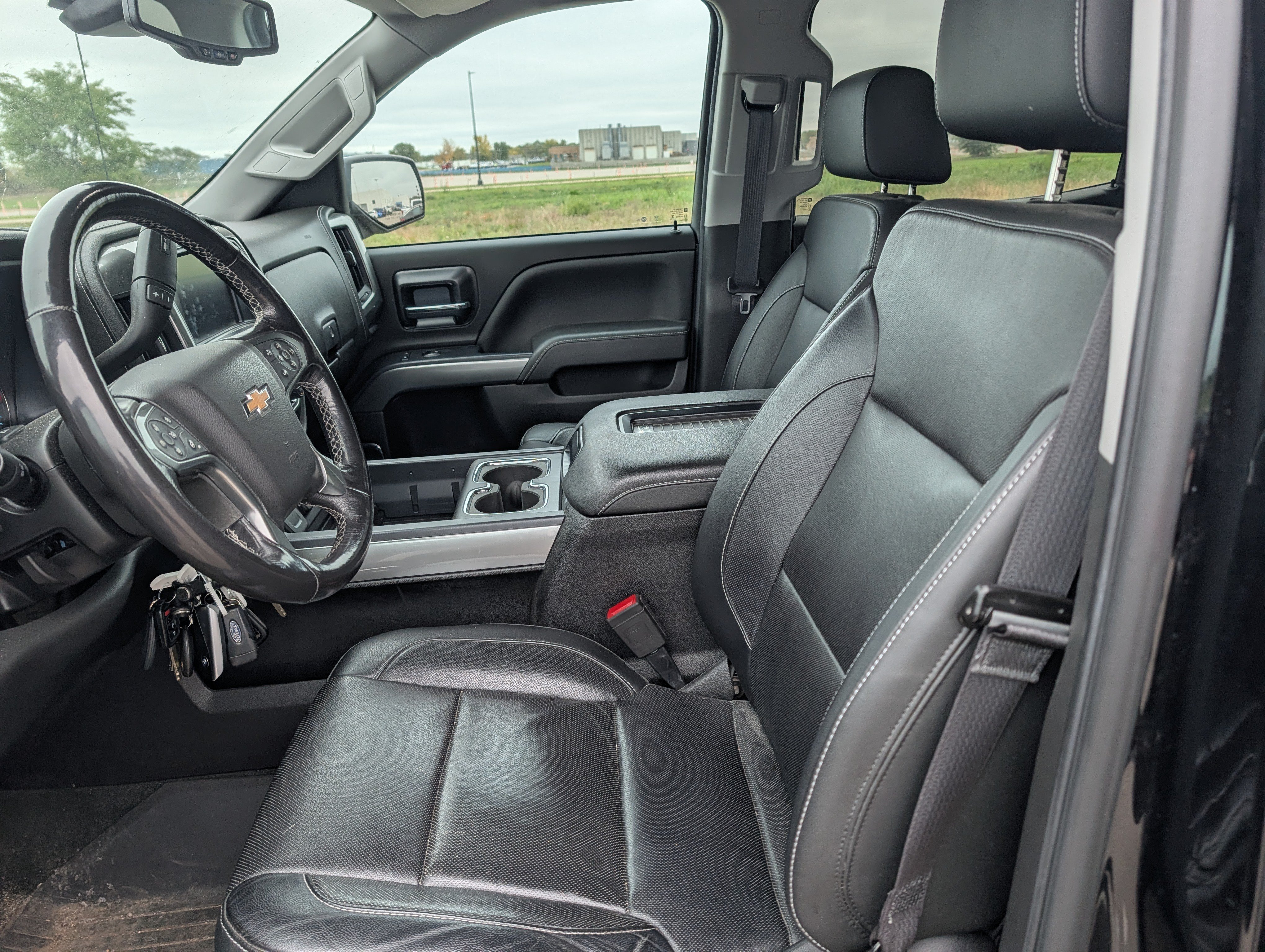 Used 2018 Chevrolet Silverado 1500 LTZ w/ Sport Package AWD/4WD image 8