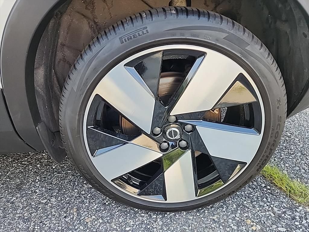 Certified 2024 Volvo XC40 Recharge Ultimate w/ Protection Package Premier AWD/4WD image 10