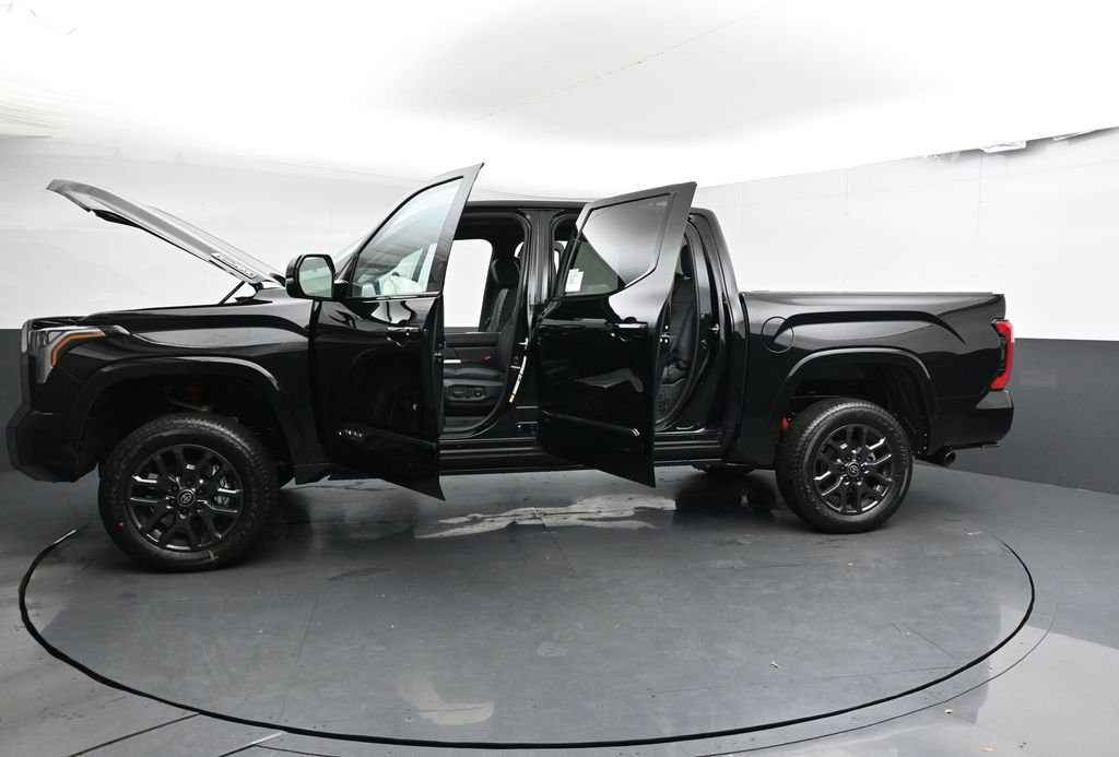 Used 2025 Toyota Tundra Platinum image 38