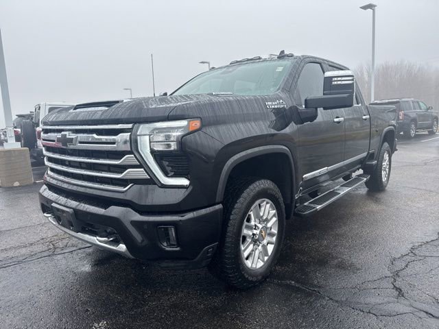 Used 2024 Chevrolet Silverado 2500 High Country image 7