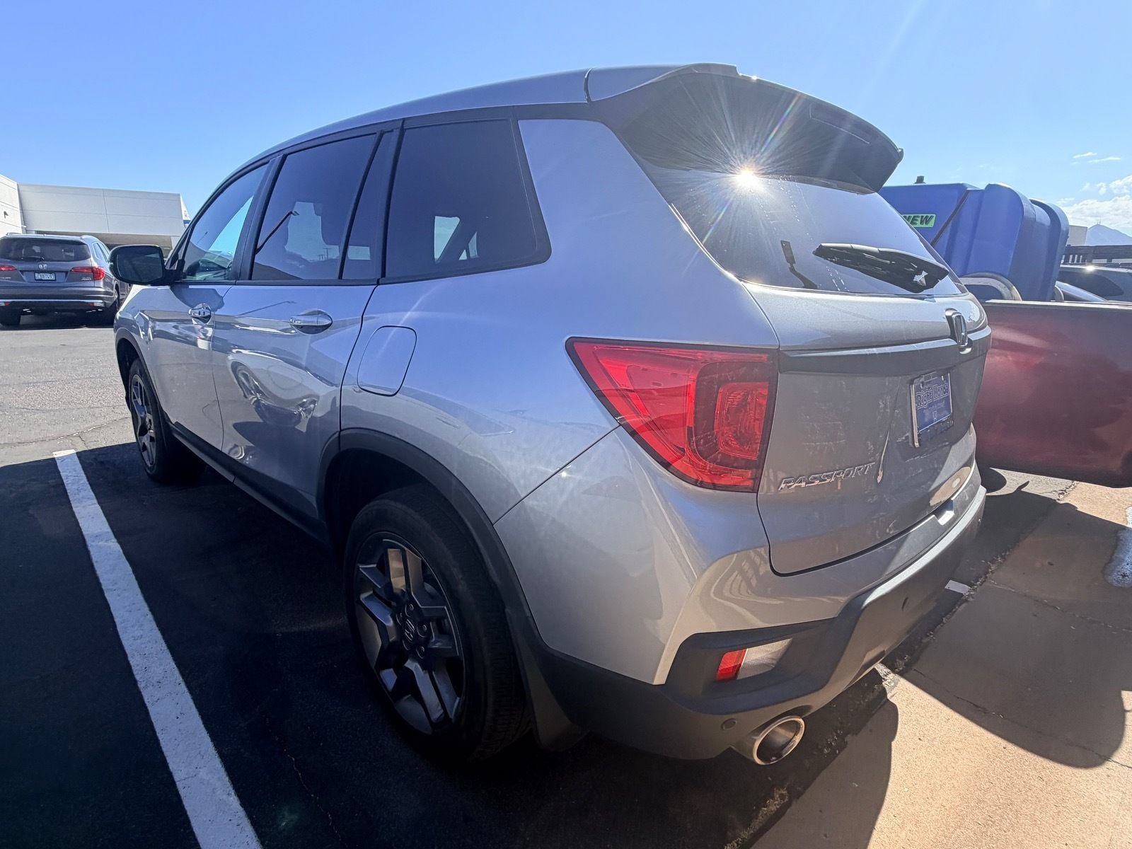 Used 2023 Honda Passport EX-L image 3