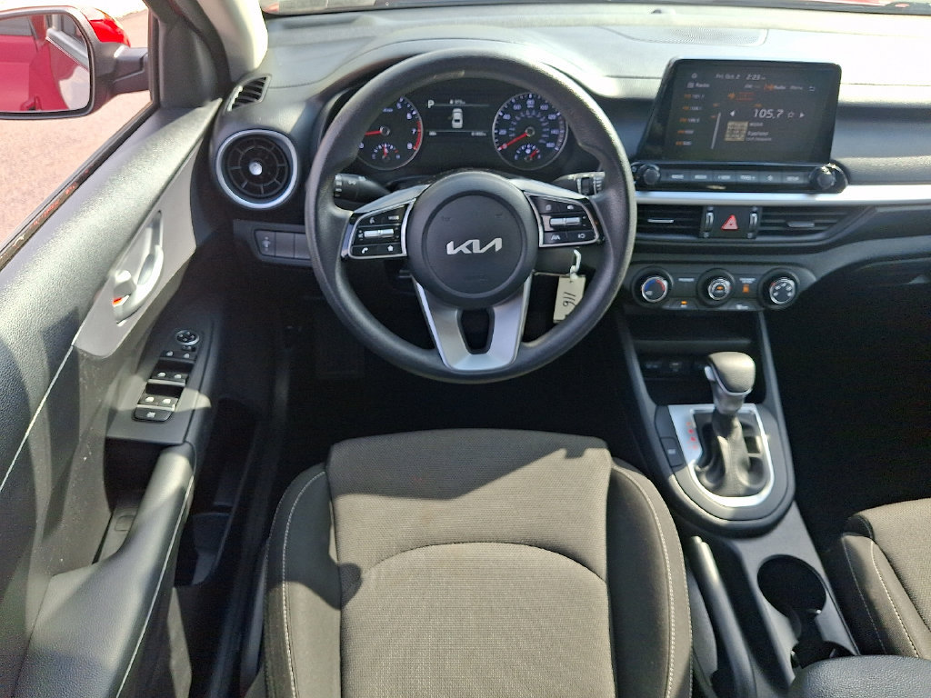 Used 2024 Kia Forte LXS FWD image 11