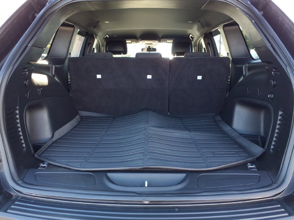 Used 2021 Jeep Grand Cherokee Laredo AWD/4WD image 18