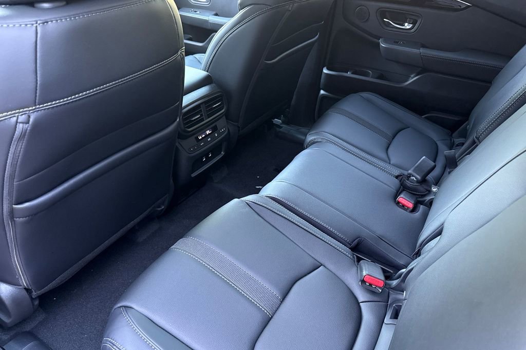 New 2026 Honda Pilot EX-L image 17