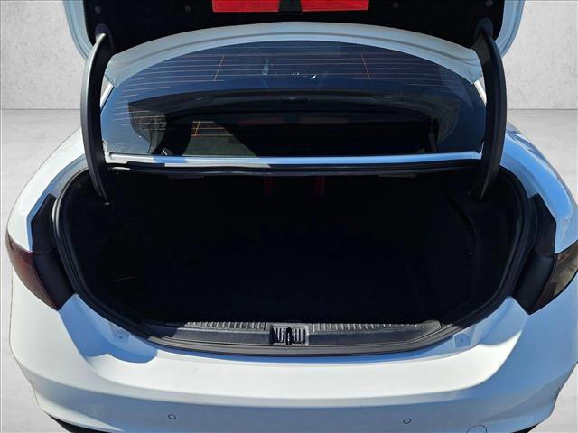 Used 2018 Alfa Romeo Giulia RWD image 6