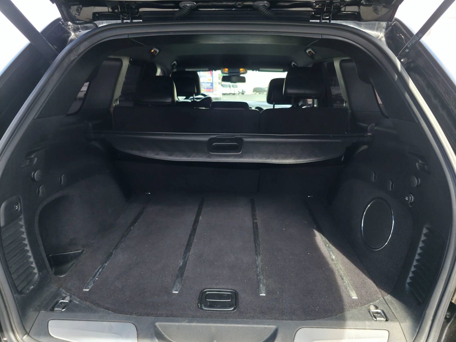 Used 2014 Jeep Grand Cherokee Limited RWD image 14