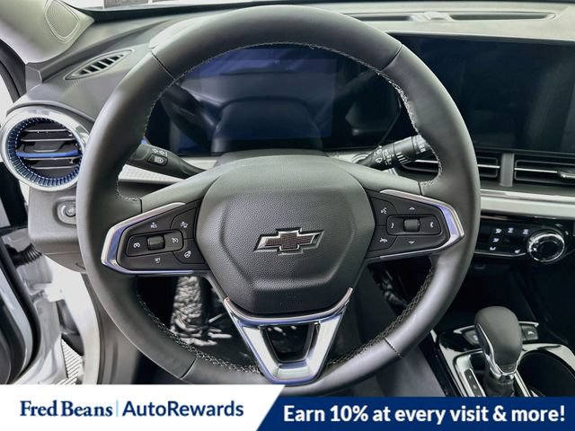 New 2026 Chevrolet Trax LT w/ Driver Confidence Package FWD image 9
