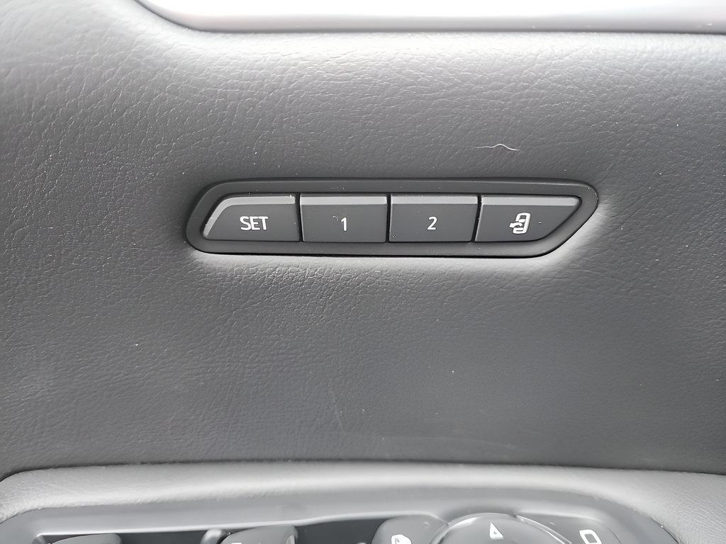 Used 2022 Cadillac XT5 Premium Luxury AWD/4WD image 12