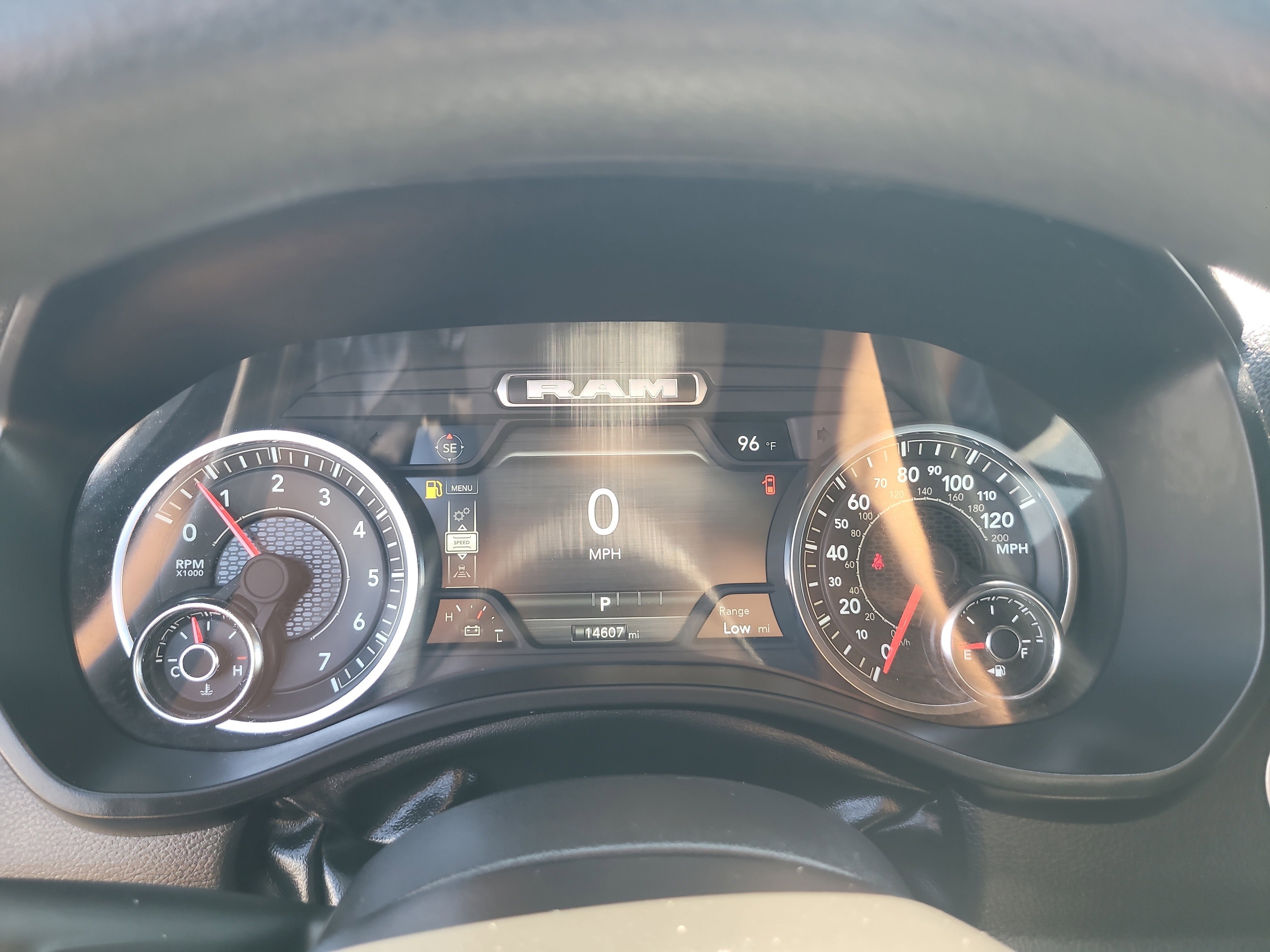 Used 2025 RAM 1500 Warlock AWD/4WD image 28