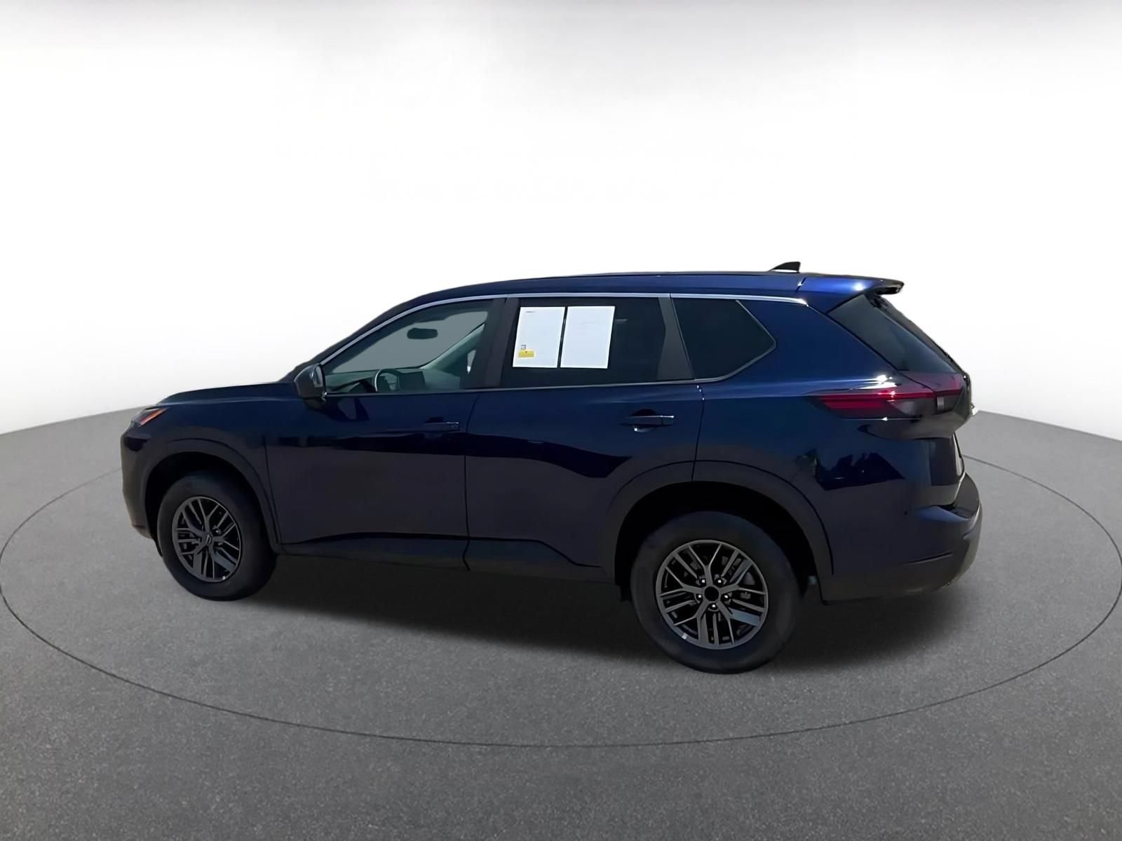 Used 2026 Nissan Rogue SV FWD image 10