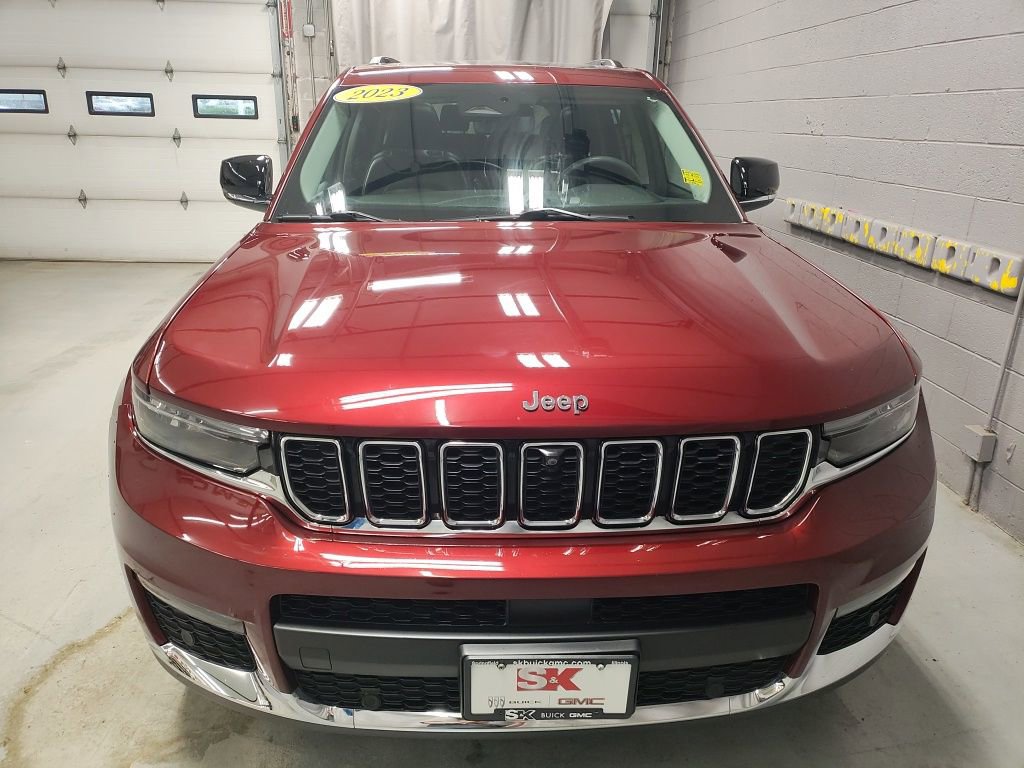 Used 2023 Jeep Grand Cherokee L Limited w/ Luxury Tech Group II AWD/4WD image 6