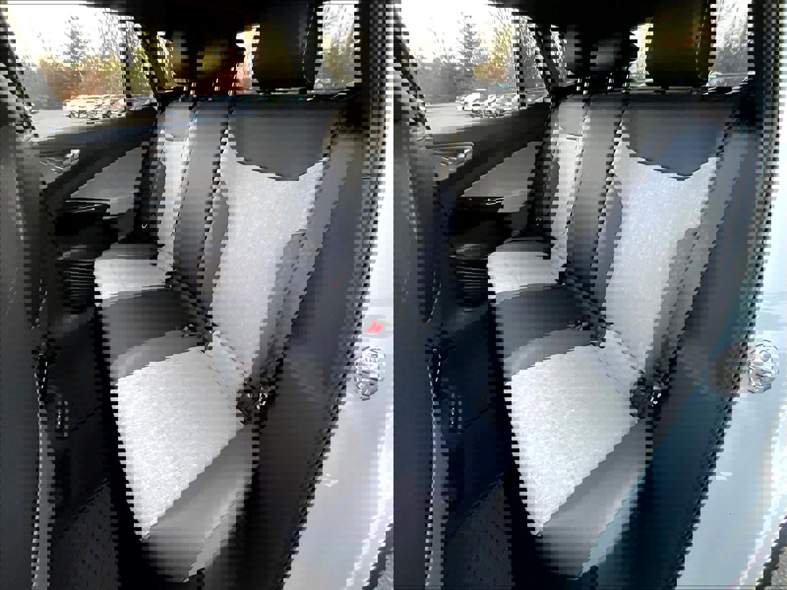 New 2025 Volkswagen ID.4 Pro image 15