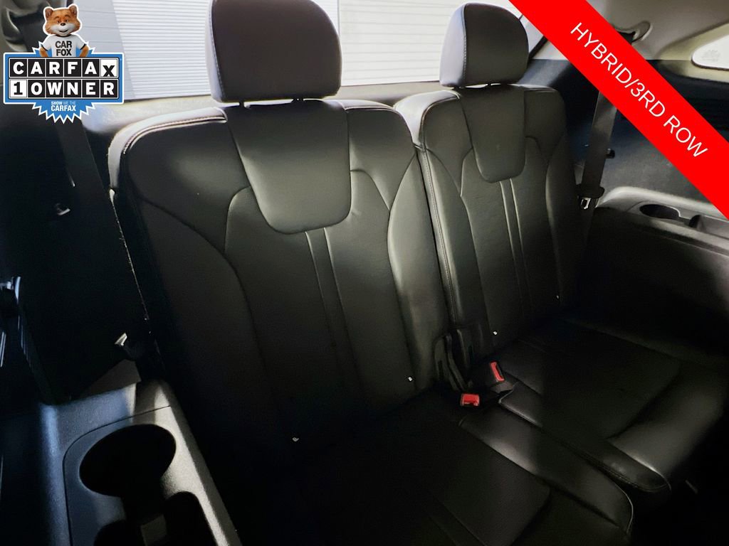 Certified 2025 Kia Sorento EX image 27