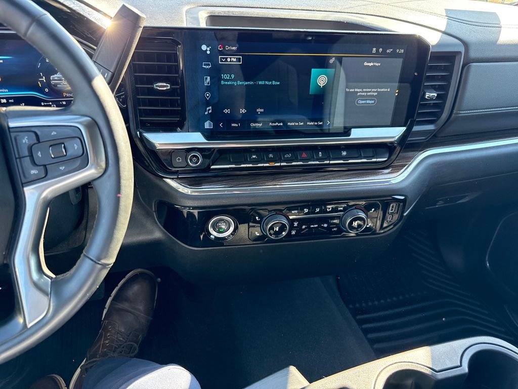 Used 2023 Chevrolet Silverado 1500 LT image 18