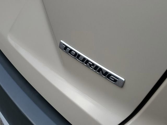 Used 2018 Honda CR-V Touring image 6