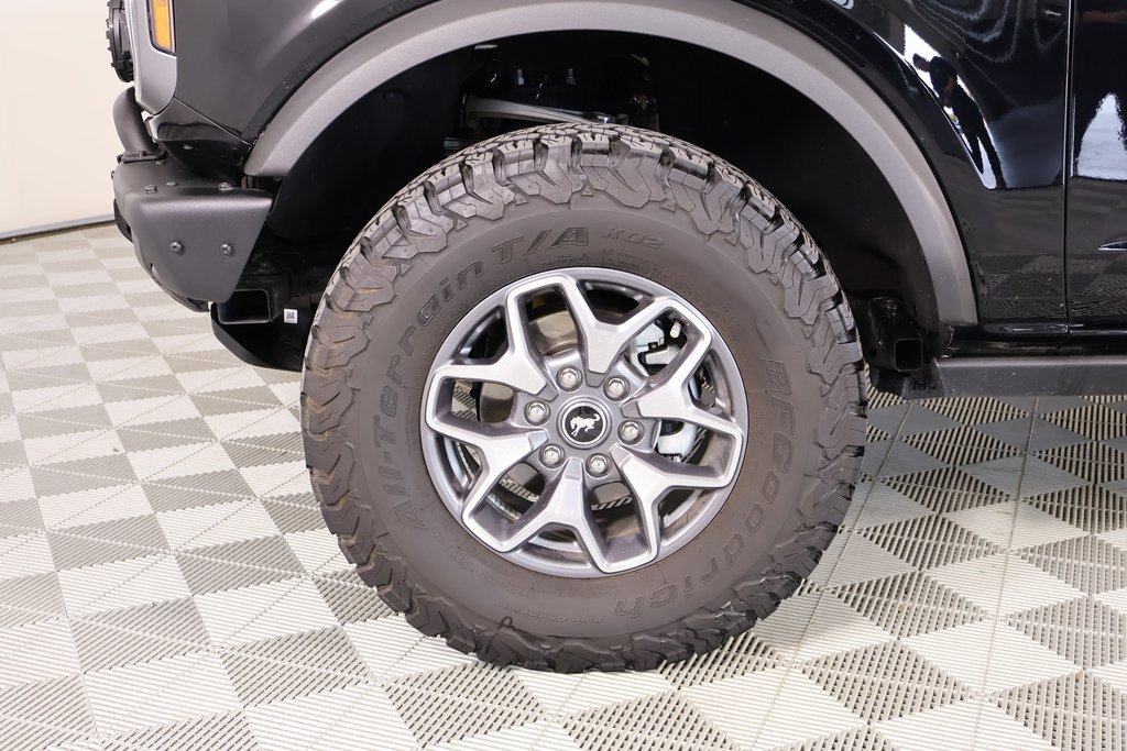 Used 2024 Ford Bronco Badlands image 15