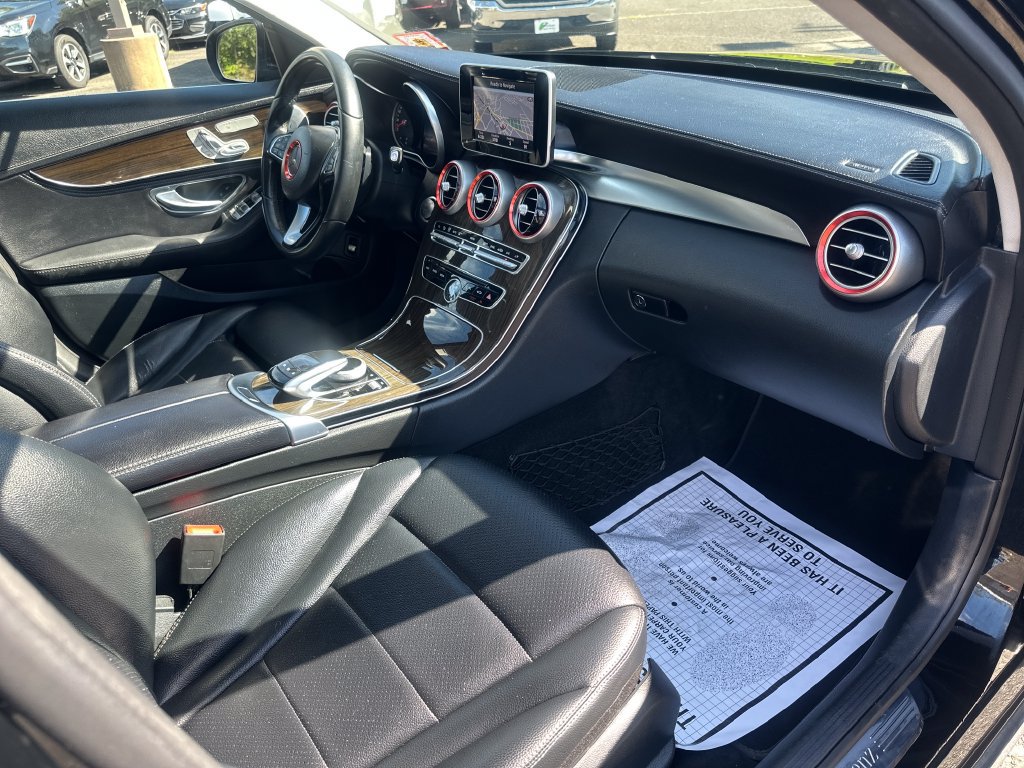 Used 2015 Mercedes-Benz C 300 4MATIC Sedan image 20
