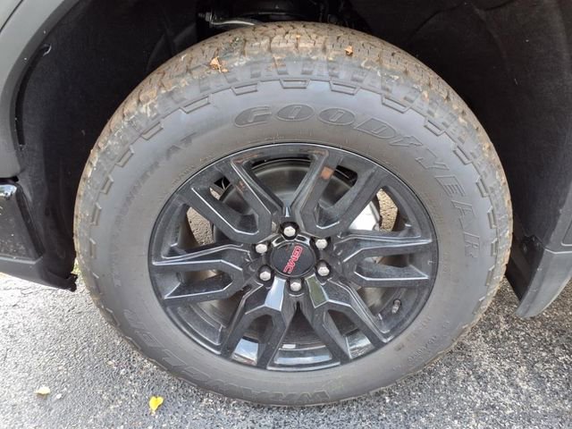 New 2026 GMC Sierra 1500 Elevation w/ Preferred Package image 13