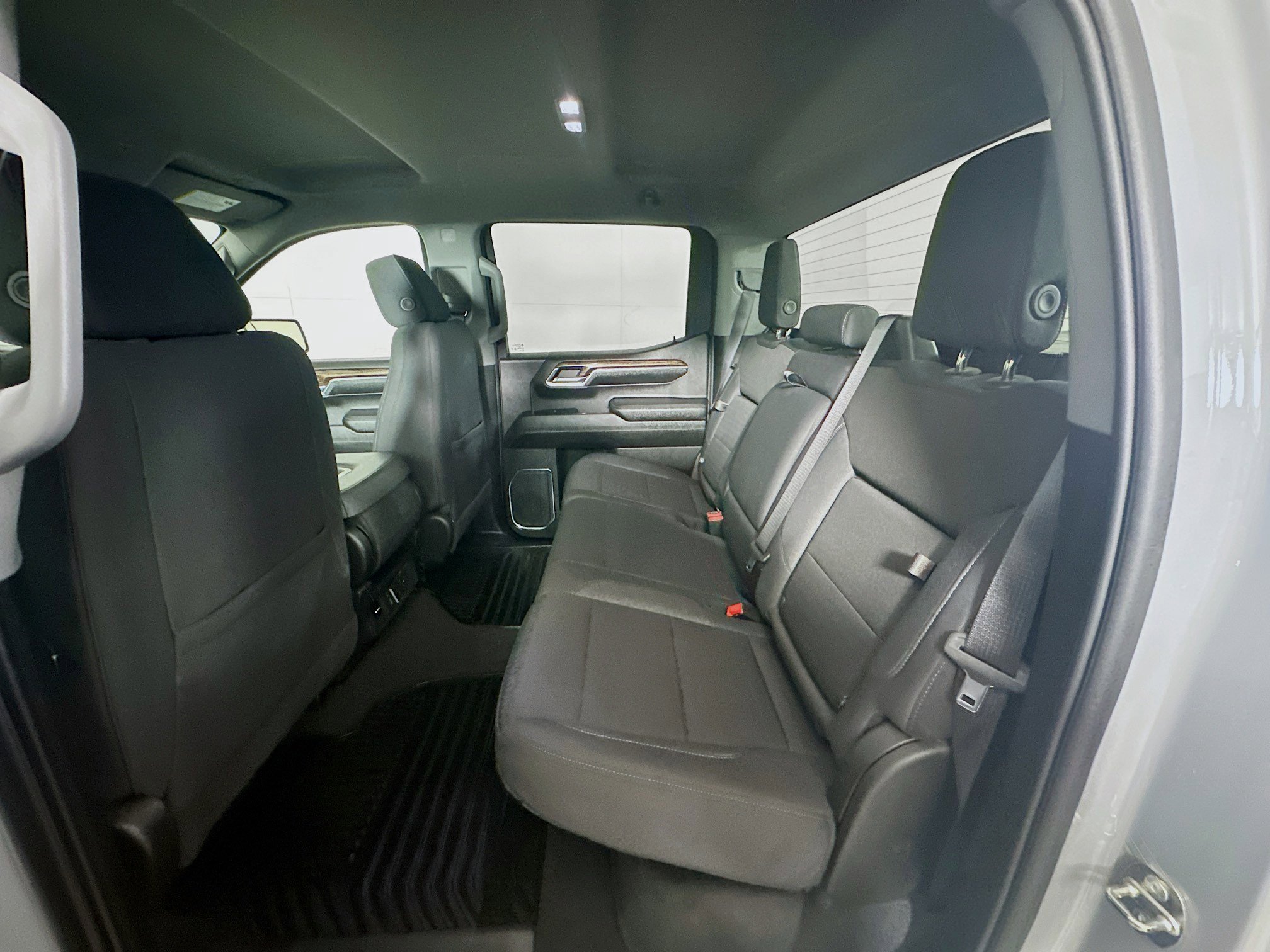 Used 2024 GMC Sierra 1500 Elevation image 26