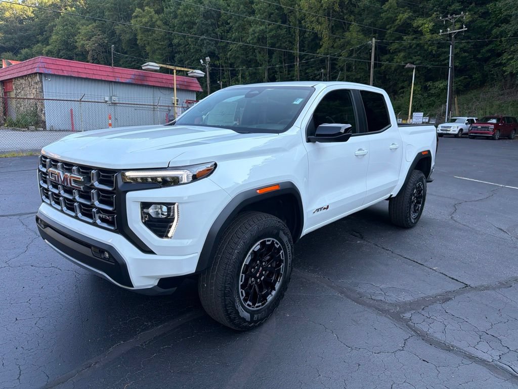New 2026 GMC Canyon AT4 w/ AT4 Premium Package AWD/4WD image 2