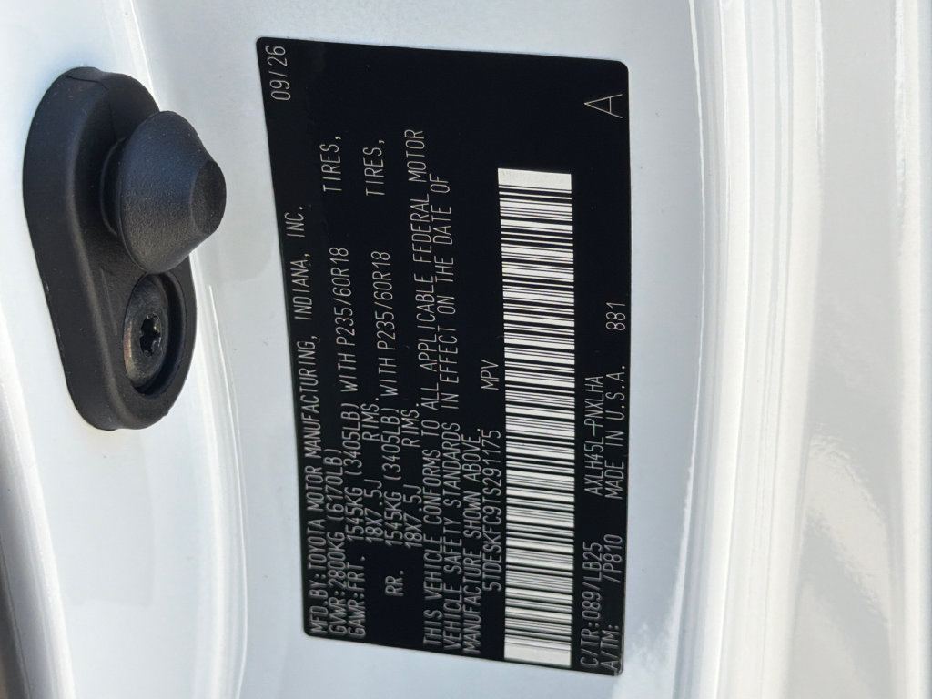 New 2026 Toyota Sienna Platinum AWD/4WD image 34