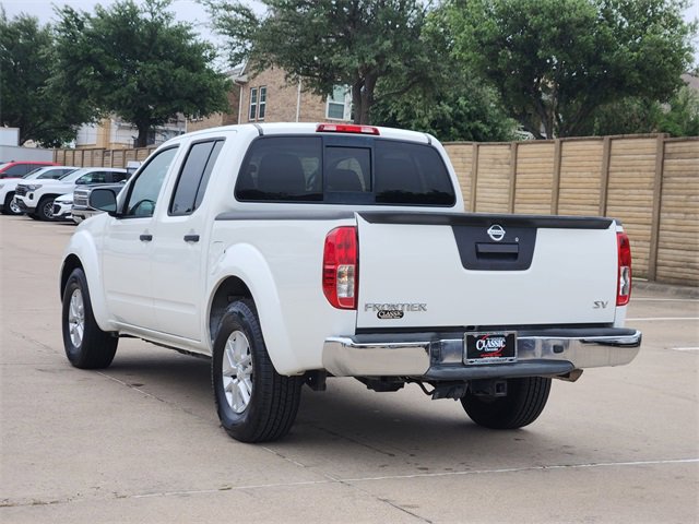 Used 2019 Nissan Frontier SV RWD image 2