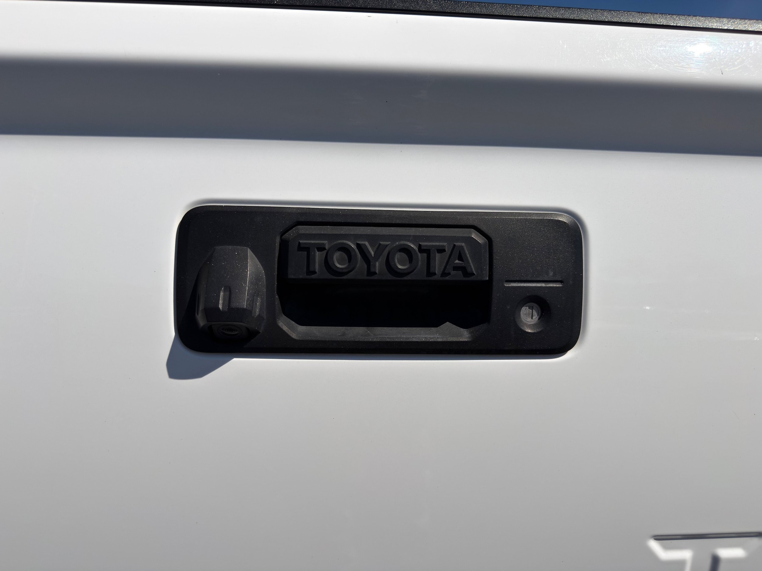 Used 2018 Toyota Tundra Limited w/ Limited Premium Package AWD/4WD image 46
