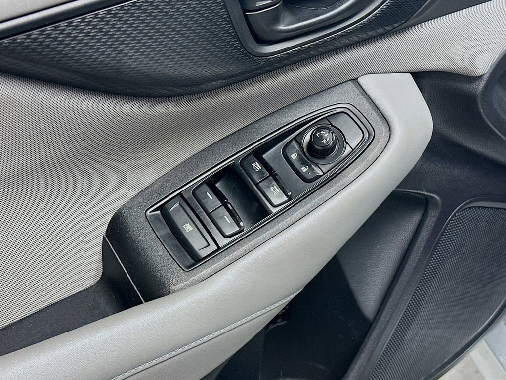 Used 2020 Subaru Legacy w/ Alloy Wheel Package AWD/4WD image 15