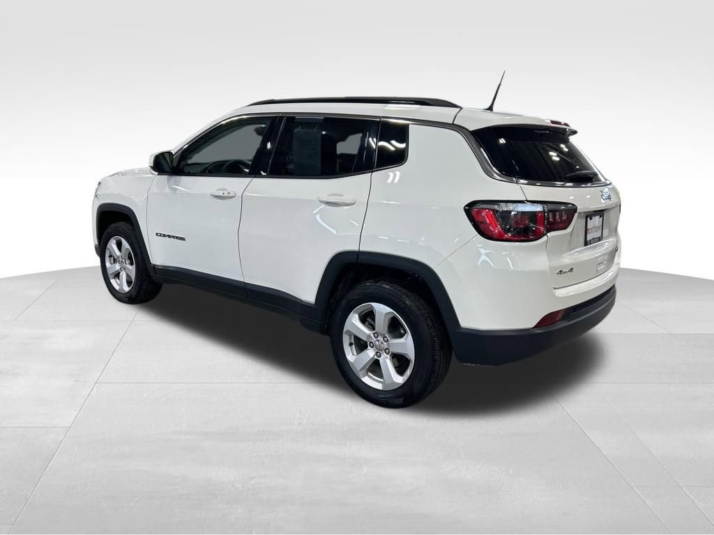 Used 2018 Jeep Compass Latitude w/ Cold Weather Group image 3