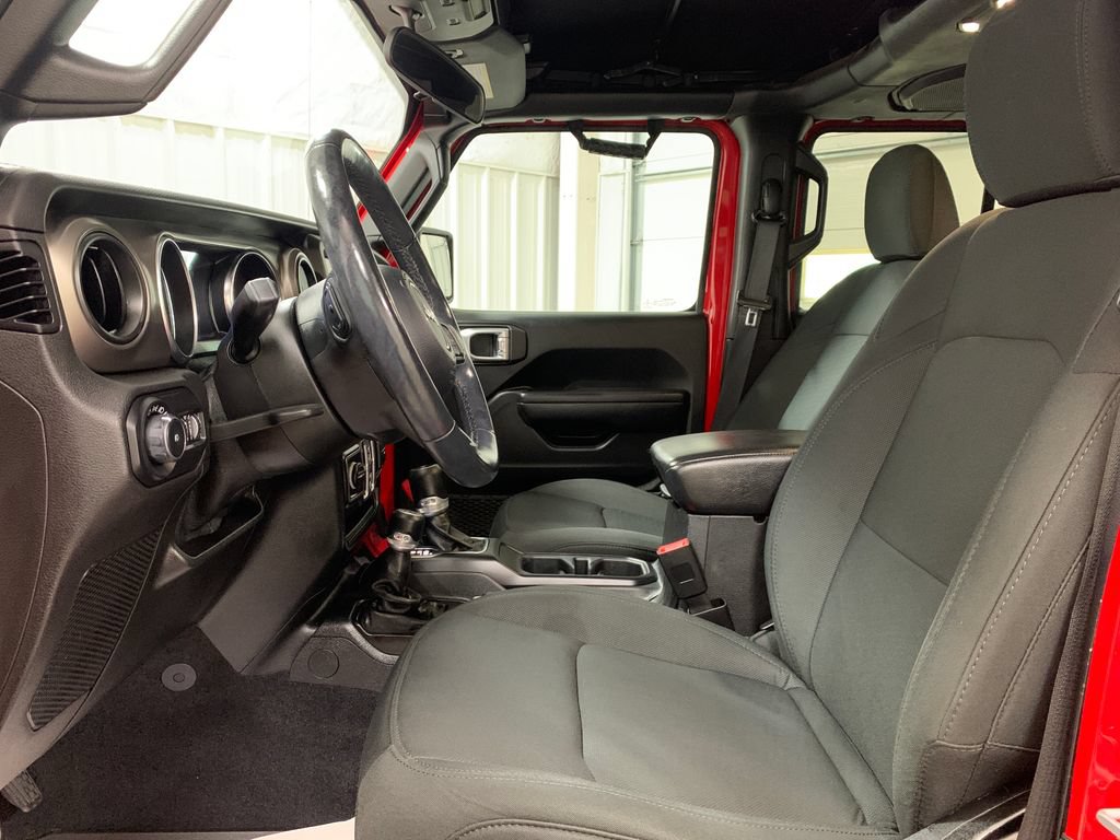 Used 2021 Jeep Wrangler Unlimited Sport AWD/4WD image 4